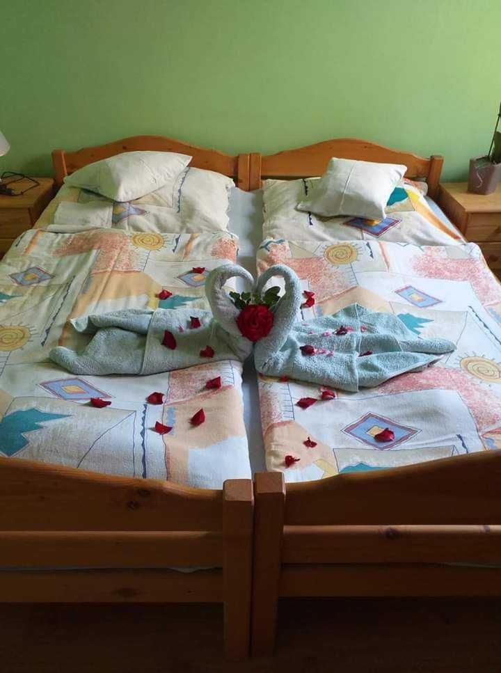 Privat Horec Maly Slavkov Esterno foto
