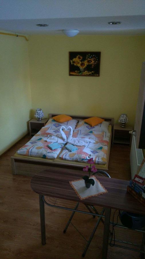 Privat Horec Maly Slavkov Esterno foto